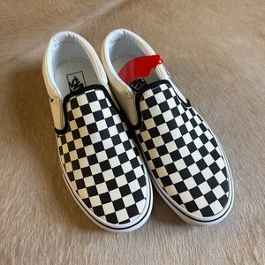 Men’s vans checkered white and black brand new